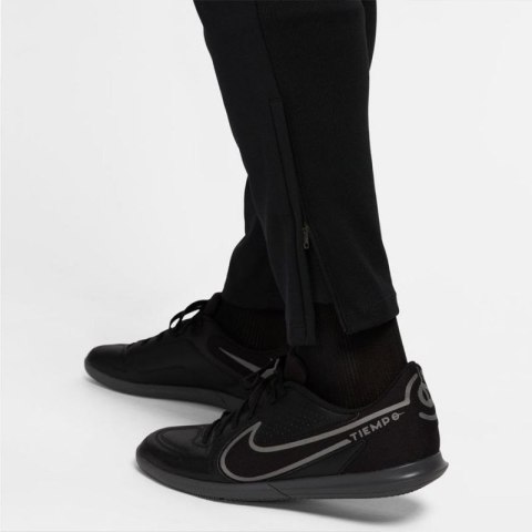Spodnie Nike Therma-Fit Academy Winter Warrior M DC9142 011 Spodnie Nike Therma-Fit Academy Winter Warrior M DC9142 011