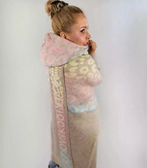 Długi kardigan sweter kolorowa panterka z wełną (Beżowy) S (36) Długi kardigan sweter kolorowa panterka z wełną (Beżowy) S (36)