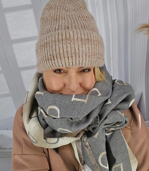 Ciepła czapka damska BEANIE zimowa jesienna jednokolorowa (Brązowy) Ciepła czapka damska BEANIE zimowa jesienna jednokolorowa (Brązowy)