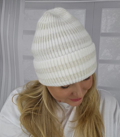 Ciepła czapka damska BEANIE zimowa jesienna jednokolorowa (Ecru) Ciepła czapka damska BEANIE zimowa jesienna jednokolorowa (Ecru)
