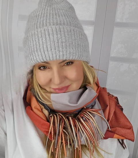 Ciepła czapka damska BEANIE zimowa jesienna jednokolorowa (Szary) Ciepła czapka damska BEANIE zimowa jesienna jednokolorowa (Szary)