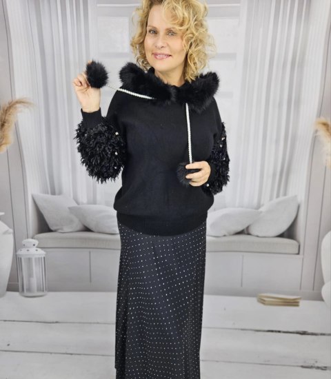 Ciepły sweter bluza z kapturem odpinanym futerkiem i piórami BOMBAY (Czarny) Ciepły sweter bluza z kapturem odpinanym futerkiem i piórami BOMBAY (Czarny)