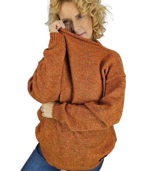 Ciepły sweter damski oversize dekolt łódka MARLENA (Pomarańczowy) Ciepły sweter damski oversize dekolt łódka MARLENA (Pomarańczowy)