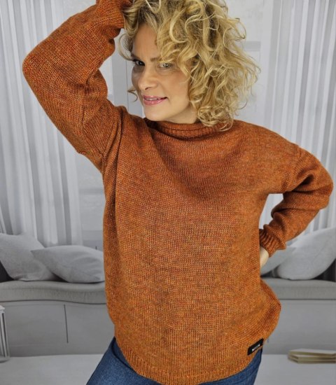 Ciepły sweter damski oversize dekolt łódka MARLENA (Pomarańczowy) Ciepły sweter damski oversize dekolt łódka MARLENA (Pomarańczowy)