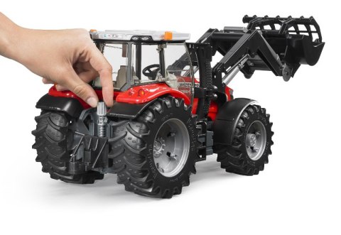 Traktor Massey Ferguson 7624 z ładowaczem czołowym 03047 BRUDER