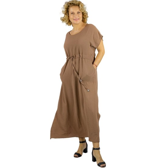 Długa sukienka maxi z wiązaniem w pasie "Letnia Elegancja" (Brązowy) 46/48 Długa sukienka maxi z wiązaniem w pasie "Letnia Elegancja" (Brązowy) 46/48