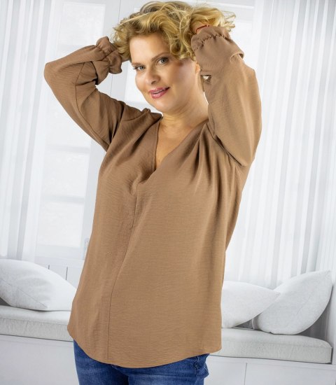 Elegancka bluzka oversize z delikatnie bufiastymi rękawami MARCELINA (Brązowy) 46/48 Elegancka bluzka oversize z delikatnie bufiastymi rękawami MARCELINA (Brązowy) 46/48