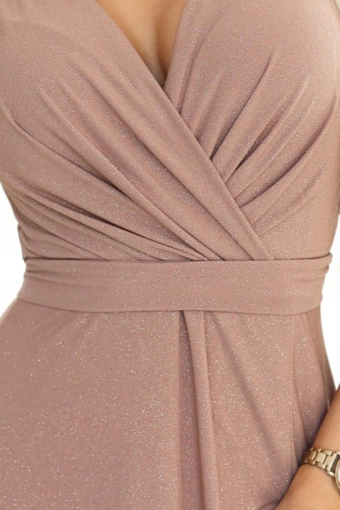 581-4 JENNIFER połyskująca długa suknia z rękawkiem i dekoltem - MOCHA MOUSSE Z BROKATEM - XL 581-4 JENNIFER połyskująca długa suknia z rękawkiem i dekoltem - MOCHA MOUSSE Z BROKATEM - XL