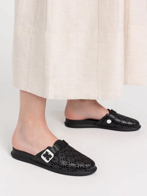 Damskie Klapki FLOWER BUCKLE BLACK Damskie Klapki FLOWER BUCKLE BLACK