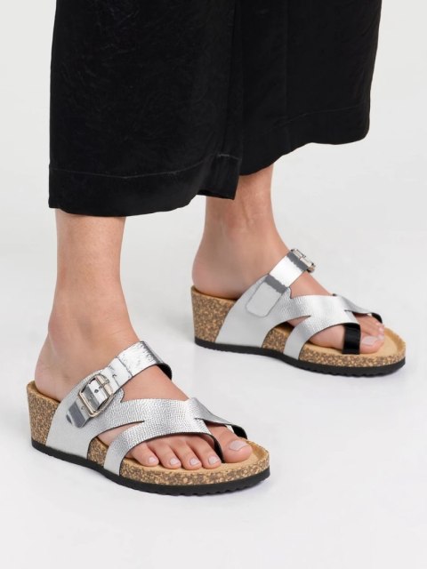 Damskie Klapki Arista SILVER Damskie Klapki Arista SILVER