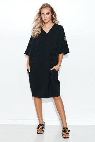 SUKIENKA DRESOWA OVERSIZE Z APLIKACJĄ NA RĘKAWIE CIEMNY BEŻ M708