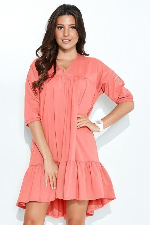 SUKIENKA OVERSIZE Z FALBANĄ I APLIKACJĄ CZARNA NU380 SUKIENKA OVERSIZE Z FALBANĄ I APLIKACJĄ CZARNA NU380