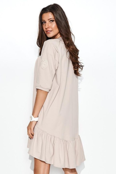 SUKIENKA OVERSIZE Z FALBANĄ I APLIKACJĄ CZARNA NU380 SUKIENKA OVERSIZE Z FALBANĄ I APLIKACJĄ CZARNA NU380