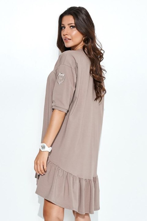 SUKIENKA OVERSIZE Z FALBANĄ I APLIKACJĄ CZARNA NU380 SUKIENKA OVERSIZE Z FALBANĄ I APLIKACJĄ CZARNA NU380