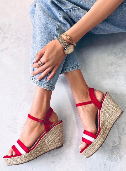 Espadryle na koturnie czerwone 9072 RED