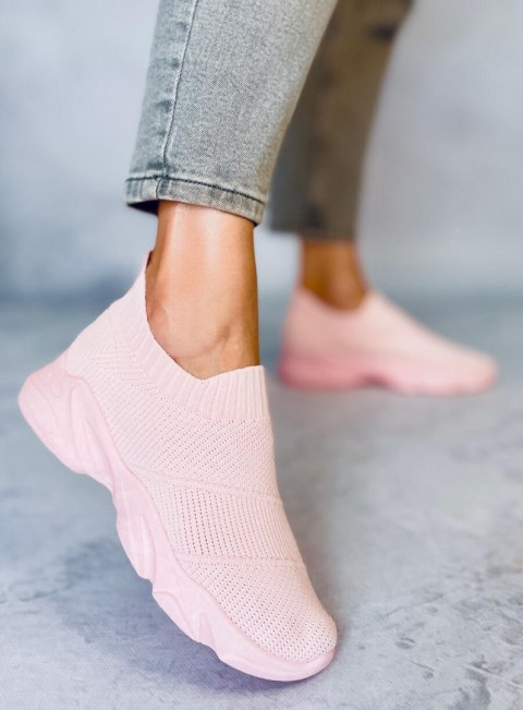 Buty sportowe skarpetkowe różowe NB399 PINK