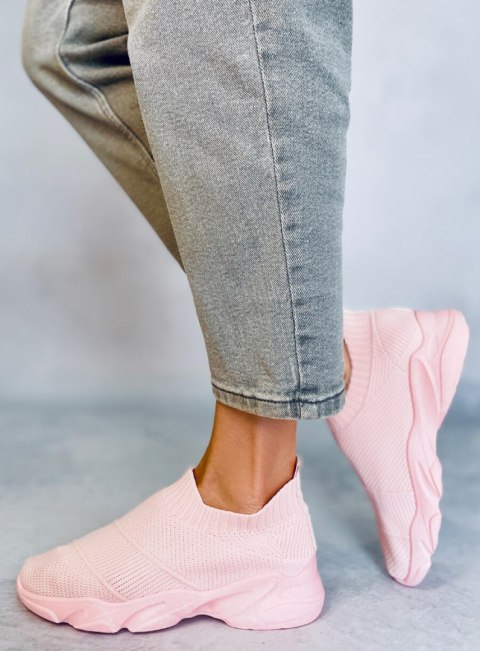 Buty sportowe skarpetkowe różowe NB399 PINK