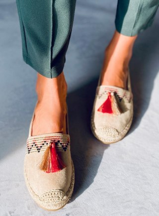 Espadryle boho z frędzlem BIRNA BEIGE