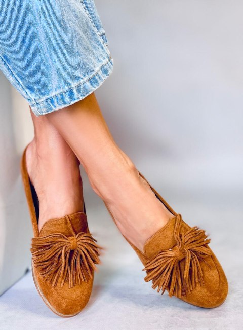 Mokasyny damskie z frędzlami camel T357P CAMEL Mokasyny damskie z frędzlami camel T357P CAMEL