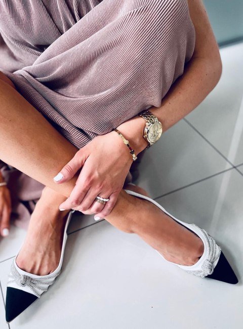 Baleriny z odkrytą piętą chanelki TAYLOR WHITE