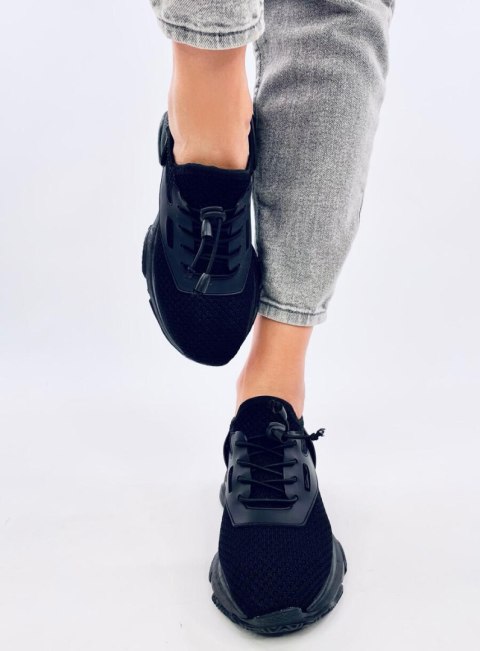 Buty sportowe GYMO ALL BLACK