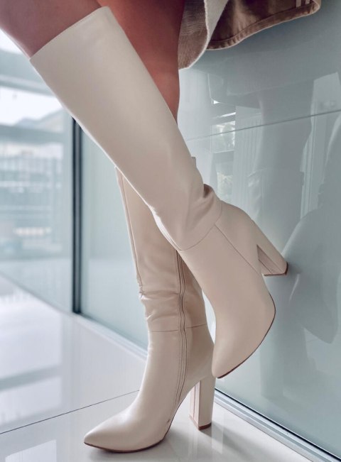 Kozaki na obcasie klasyczne TIFFANY BEIGE Kozaki na obcasie klasyczne TIFFANY BEIGE