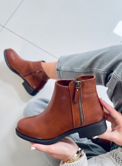 Sztyblety damskie ADRIA CAMEL Sztyblety damskie ADRIA CAMEL