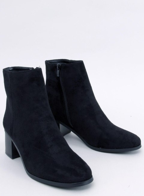Botki na obcasie klasyczne ANNIE BLACK Botki na obcasie klasyczne ANNIE BLACK
