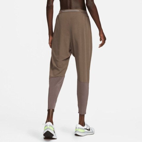Spodnie Nike Dri-FIT ADV AeroSwift W DM4615-004 Spodnie Nike Dri-FIT ADV AeroSwift W DM4615-004