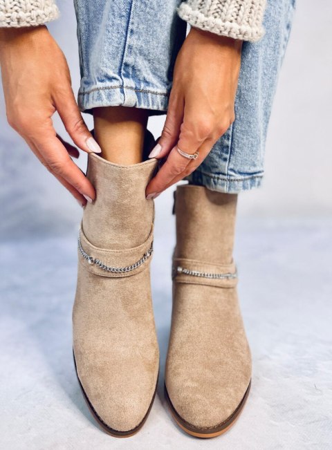 Botki na obcasie zamszowe ATHING KHAKI Botki na obcasie zamszowe ATHING KHAKI