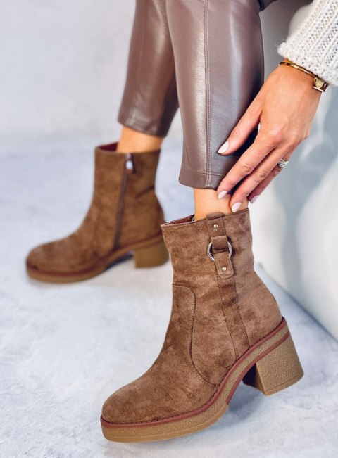 Botki na szerokim obcasie COOKE KHAKI Botki na szerokim obcasie COOKE KHAKI