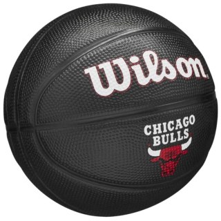 Piłka Wilson Team Tribute Chicago Bulls Mini Ball Jr WZ4017602XB