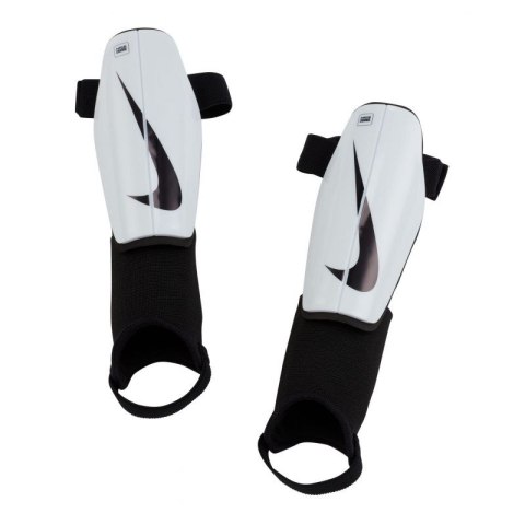 Nagolenniki Nike Charge DX4610-100 Nagolenniki Nike Charge DX4610-100