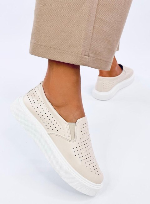 Trampki slip-on ażurowe TOWNS BEIGE