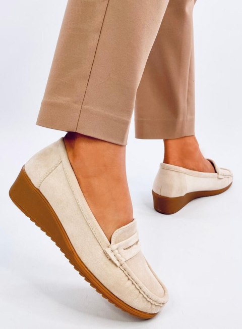 Mokasyny na koturnie VEGAR BEIGE Mokasyny na koturnie VEGAR BEIGE
