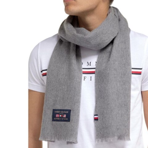 Szalik Tommy Hilfiger Outdoors Patch Scarf M AM0AM05736 Szalik Tommy Hilfiger Outdoors Patch Scarf M AM0AM05736