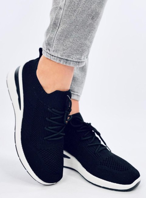 Buty sportowe na ukrytym koturnie CROFT BLACK