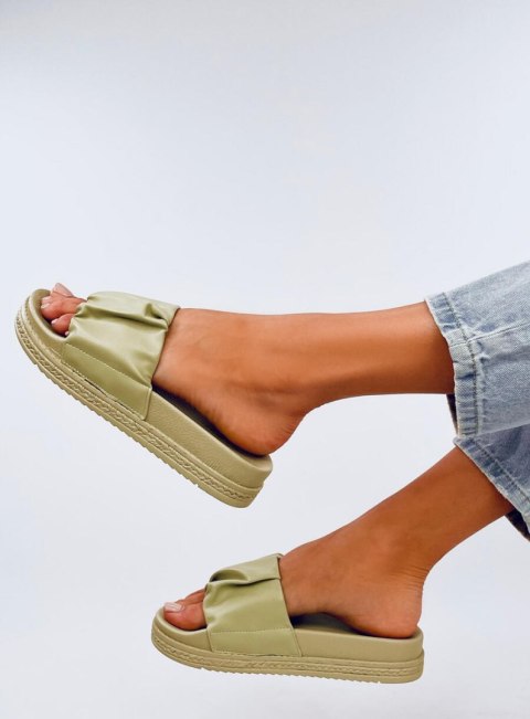 Klapki damskie ATISSA GREEN Klapki damskie ATISSA GREEN