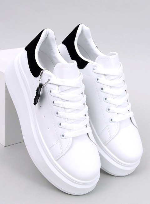 Sneakersy na koturnie z zawieszką LIEZEL WHITE/BLACK