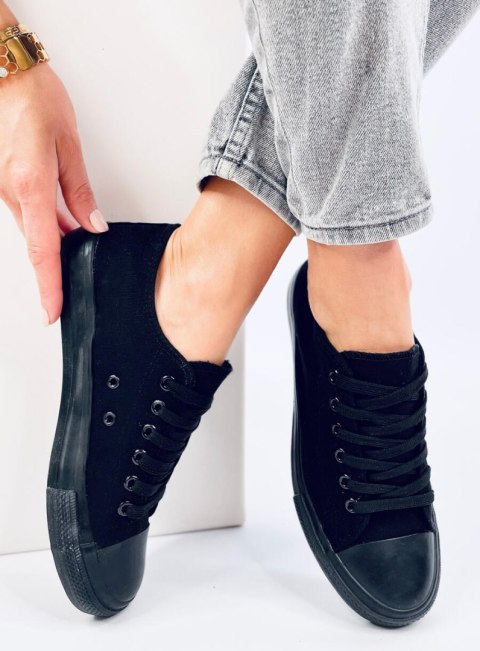 Trampki sznurowane klasyczne LEVENS ALLBLACK (czarna podeszwa) Trampki sznurowane klasyczne LEVENS ALLBLACK (czarna podeszwa)