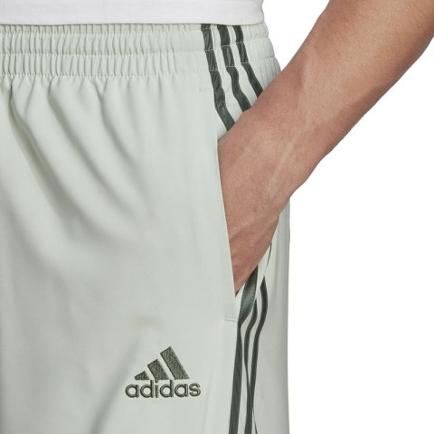 Spodenki adidas AeroReady Essentials Chelsea 3-Stripes Shorts M HL2257