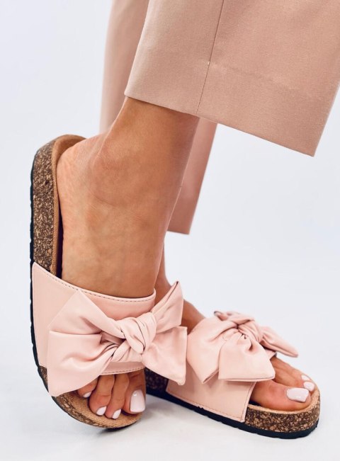 Klapki korkowe z kokardą BUSSI PINK Klapki korkowe z kokardą BUSSI PINK