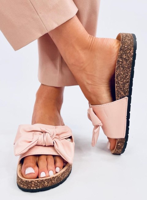 Klapki korkowe z kokardą BUSSI PINK Klapki korkowe z kokardą BUSSI PINK