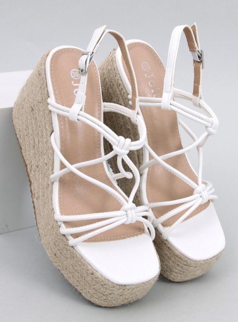 Sandałki espadryle na koturnie PASCAI WHITE Sandałki espadryle na koturnie PASCAI WHITE