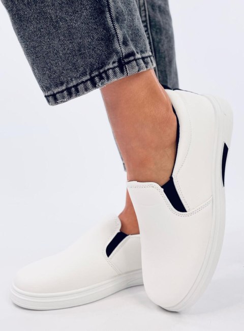 Trampki slip-on ALLIOT WHITE Trampki slip-on ALLIOT WHITE