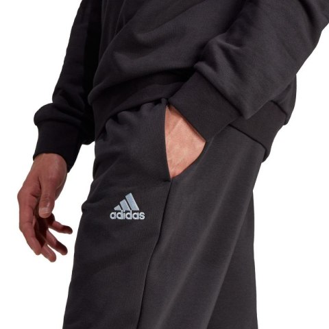 Dres adidas Big Logo Terry Track Suit M IJ8555 Dres adidas Big Logo Terry Track Suit M IJ8555