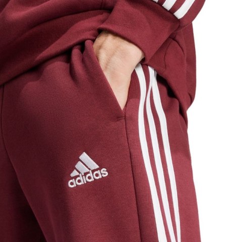 Spodnie adidas Essentials Fleece 3-Stripes Tapered Cuff M JG5951