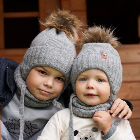 Komplet zimowy dla chłopca: czapka i komin ciemnoszary Dominik