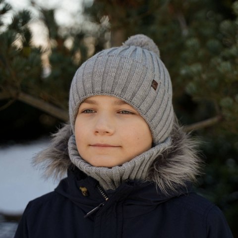 Czapka i komin dla chłopca zimowy komplet, granatowy, z pomponem Wiliam Czapka i komin dla chłopca zimowy komplet, granatowy, z pomponem Wiliam