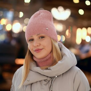 Komplet dla kobiety: czapka i komin zimowy biały Adria